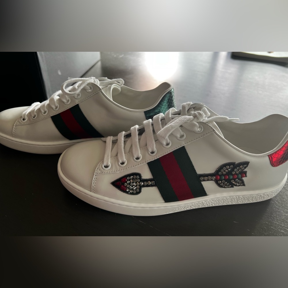 Women’s Gucci Ace Embroidered Sneakers